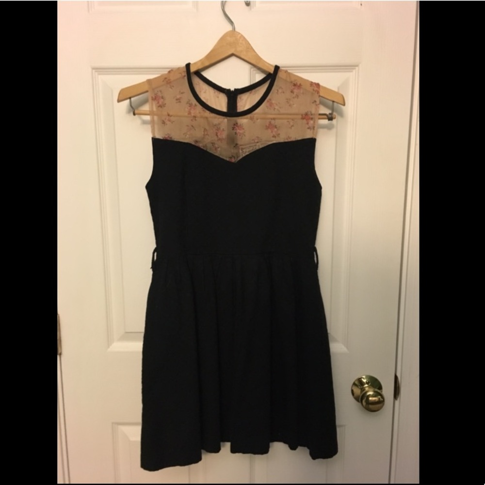 Adorable LBD with a twist- Pink Martini